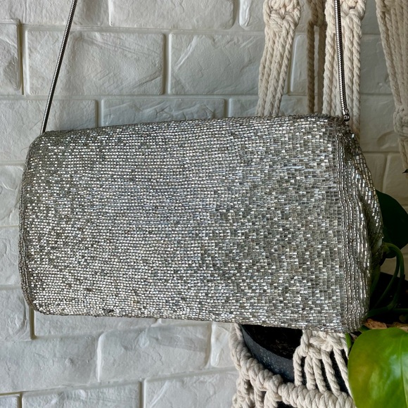 Vintage Sparkly Silver Hand-Beaded Bow Shoulder Bag Evening Purse - Picture 9 of 10
